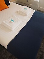 BlueOne Serviced Apartments-Sandon House