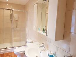 BlueOne Serviced Apartments-Sandon House