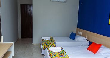 Kalamari Beach Hotel