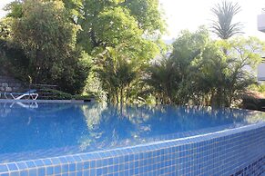 Jasmineiro Palms Palace Apartment