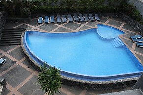 Jasmineiro Palms Palace Apartment