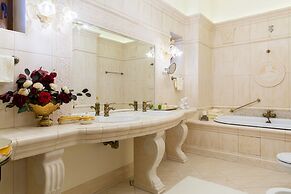 Suter Palace Heritage Boutique Hotel