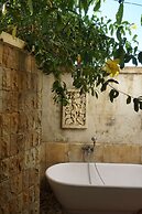 Life in Amed Boutique Hotel