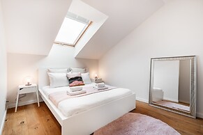 Penthouse Harmonica - LoftAffair