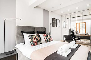 Penthouse Harmonica - LoftAffair