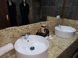 Excalibur Boutique Hotel