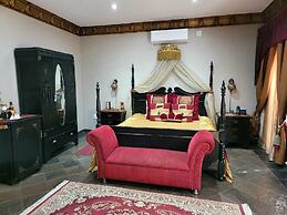 Excalibur Boutique Hotel