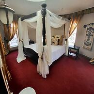 Excalibur Boutique Hotel