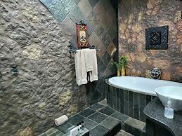 Excalibur Boutique Hotel