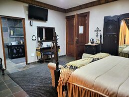 Excalibur Boutique Hotel