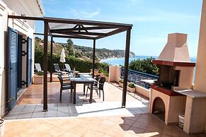 Beach Front Villa with Private 50m Path to Secluded Beach