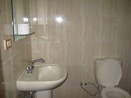 Great Alexander Hostel