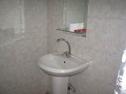 Great Alexander Hostel