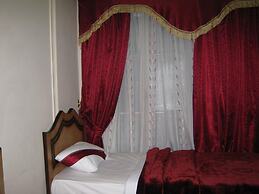 Great Alexander Hostel