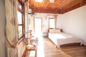Y Nghia Bungalow