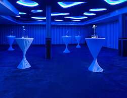 Al Safir Tower & Residence