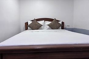 Papa Ji Hotel and Restaurant