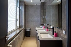 area24I7 Europaplatz Apartment