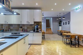 area24I7 Europaplatz Apartment