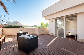 Luxurious Villa with great location