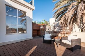 Luxurious Villa with great location