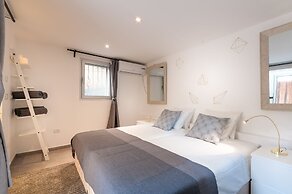 Magical Terrace Great Location Hakovshim