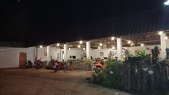 Vijitporn House Hotel