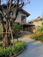 Thanburi Resort