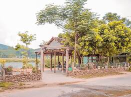 Village House - Hostel