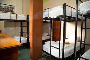 Village House - Hostel