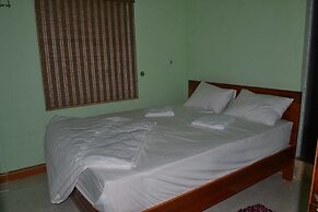 Village House - Hostel