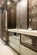 Ultra Luxury 2 Bed Loft in Lleras