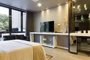 Ultra Luxury 2 Bed Loft in Lleras