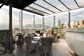 Ultra Luxury 2 Bed Loft in Lleras