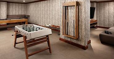 The Ritz Carlton Club 3 Bedroom Mountain View Apartment