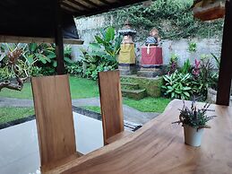 Bhuana Shanti Homestay