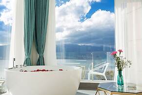 Butterfy Seaview Resort Villa