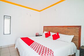 OYO Hospedaje Colibri