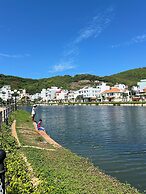 Cozzy Seaview Apartment