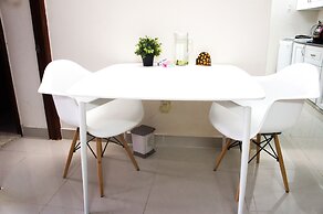 Sweet Apartment New and Shine
