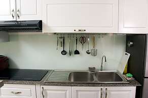 Sweet Apartment New and Shine