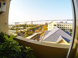 Sweet Apartment New and Shine