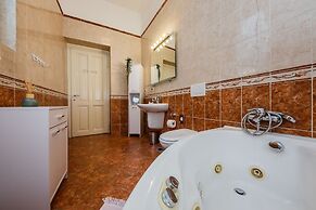 Best Luxury apt in Zagreb for 16 ppl