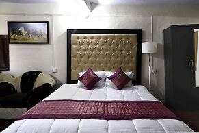 Hotel Kausani Retreat