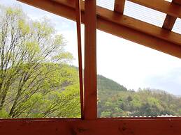 Guesthouse Tomoshibi - Hostel