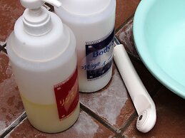 Guesthouse Tomoshibi - Hostel