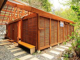 Guesthouse Tomoshibi - Hostel