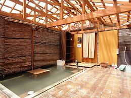 Guesthouse Tomoshibi - Hostel