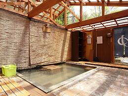 Guesthouse Tomoshibi - Hostel