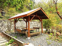 Guesthouse Tomoshibi - Hostel